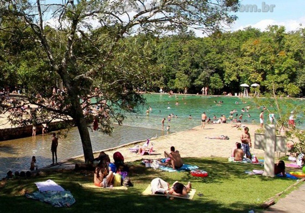 Parque nacional de Brasília (Clube Água Mineral) -- Brasília DF 